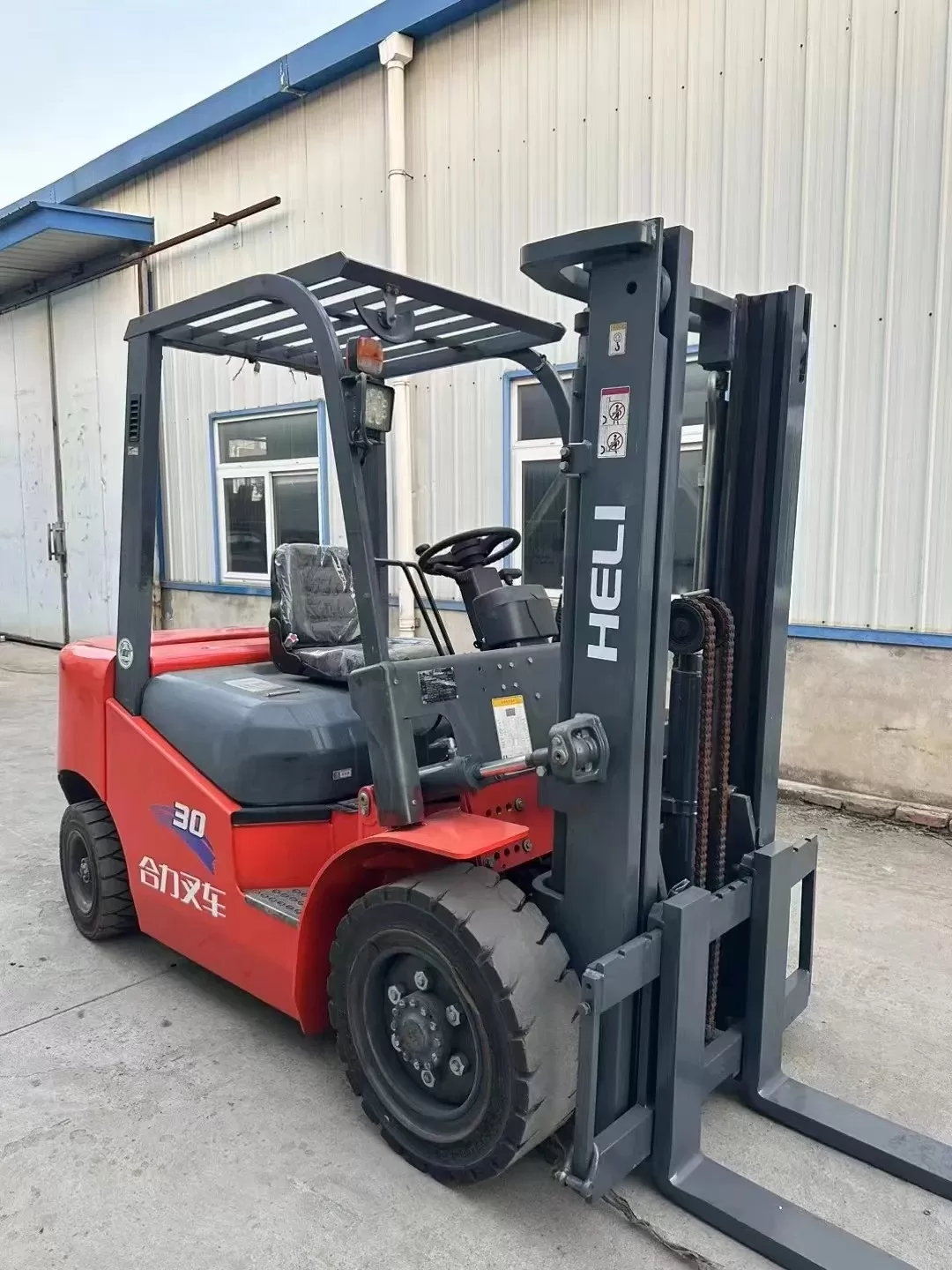 მეორადი mini diesel forklift heli 3ton forklift