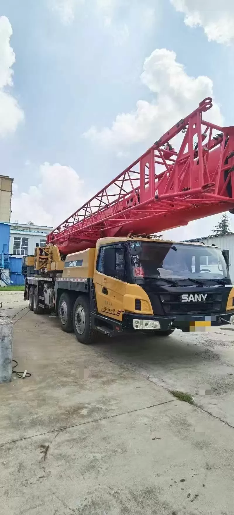 2020 წლის მეორადი ამწე sany 55t stc550t6 სატვირთო ამწე ამწევი მანქანა ბორბლიანი ამწე