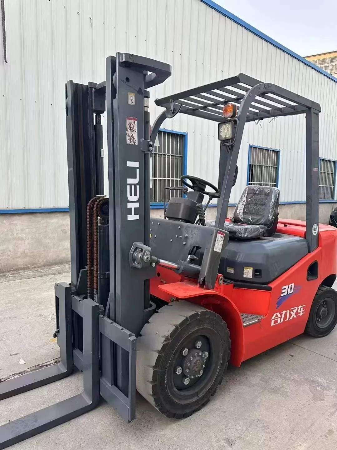 მეორადი mini diesel forklift heli 3ton forklift